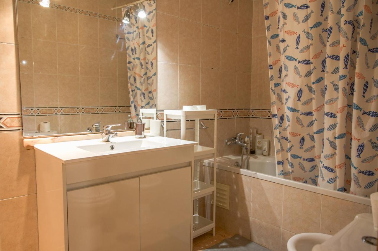 بيت شباب Wakeup Triplex House فارو المظهر الخارجي الصورة